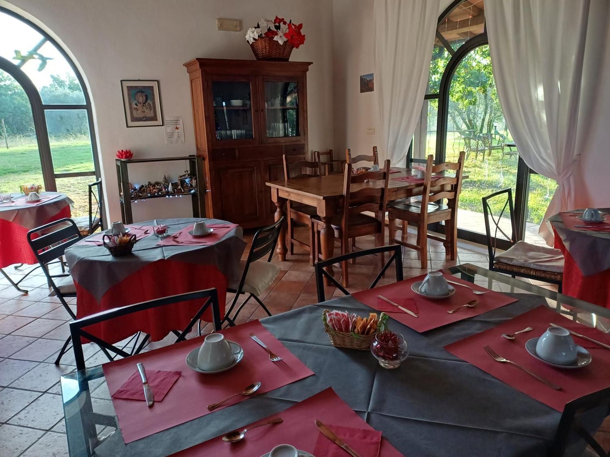 Agriturismo Bio Pian Dei Casali ซาตูร์เนีย ภายนอก รูปภาพ
